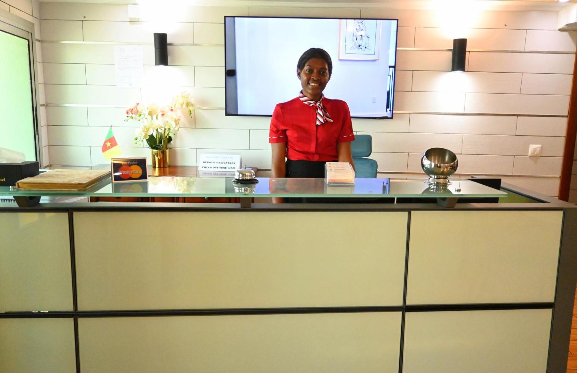 Grand Hotel Akwa Douala Dış mekan fotoğraf